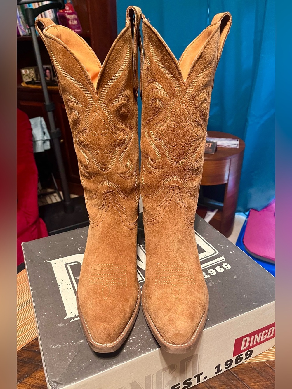 DINGO-Women's Tan Suede Western Boots 9.5